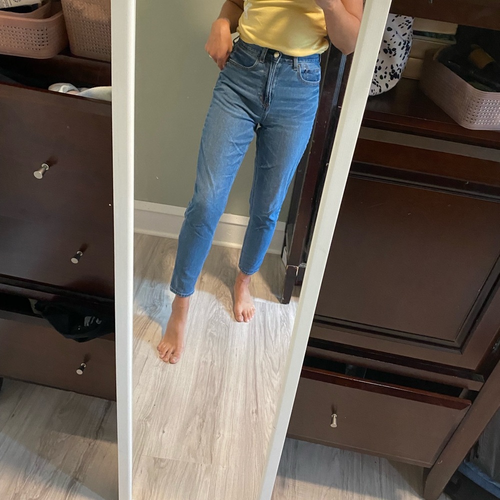 American Eagle Mom Jeans